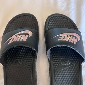 Women Nike sandals